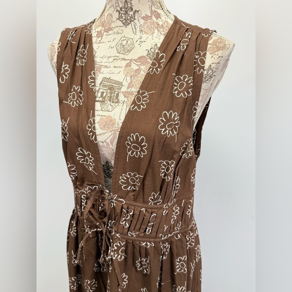 FAITHFUL the BRAND Chocolate brown MARTA daisy print deep V Midi Dress size 8 - Picture 4 of 14